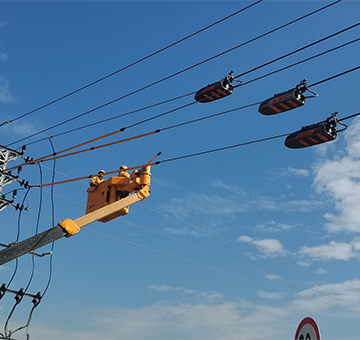 年終沖刺，冠能團(tuán)隊(duì)1天完成超6000米裸導(dǎo)線涂覆，高效專業(yè)